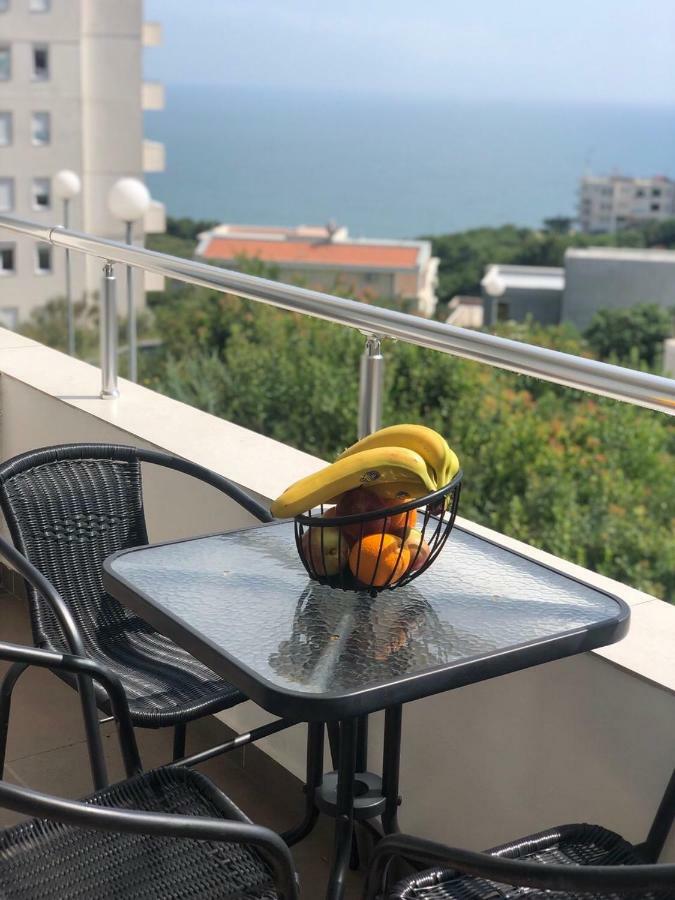 Apartmani Dini Ulcinj Exteriör bild