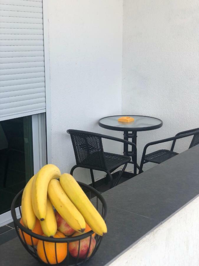 Apartmani Dini Ulcinj Exteriör bild