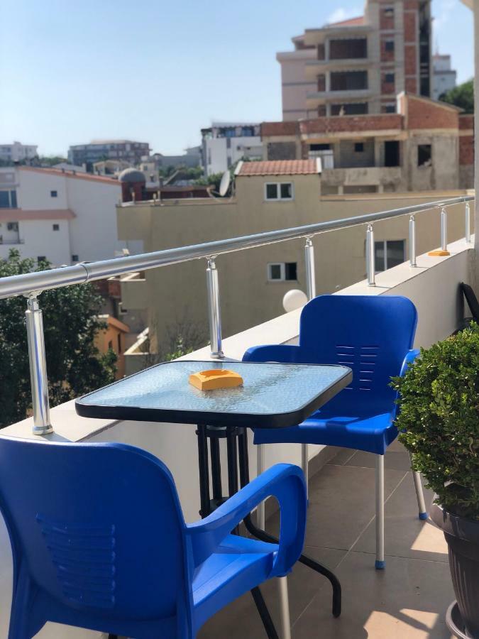 Apartmani Dini Ulcinj Exteriör bild