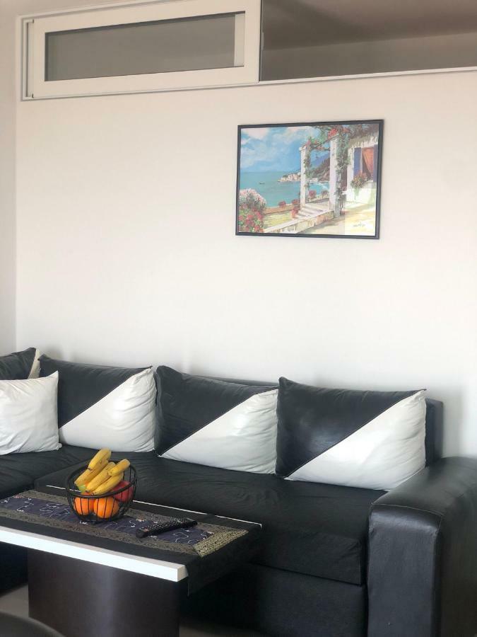 Apartmani Dini Ulcinj Exteriör bild