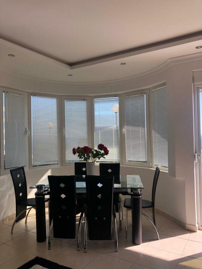 Apartmani Dini Ulcinj Exteriör bild