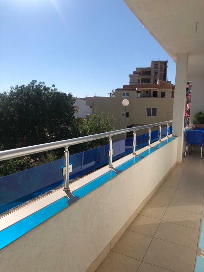 Apartmani Dini Ulcinj Exteriör bild